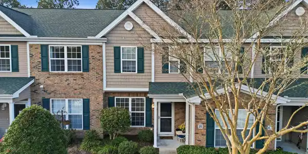 152 Chenoa Dr.