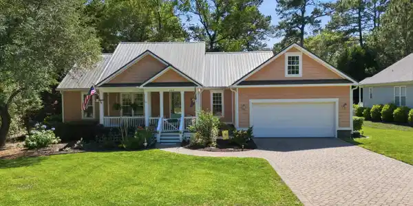 207 Waties Dr.