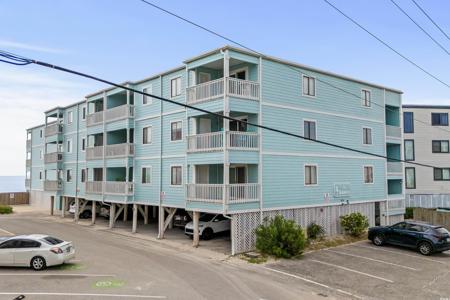 824 N Waccamaw Dr.