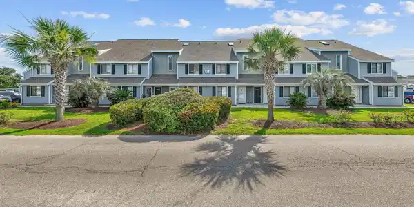 1890 Colony Dr.
