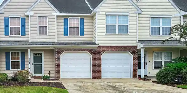 931 Williston Loop
