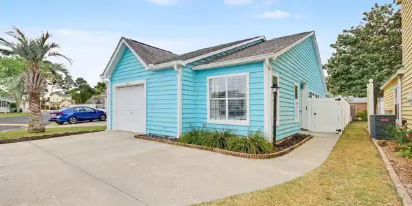 1001 Charles St.