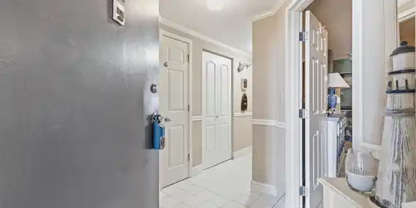 Image 4 Image 4
