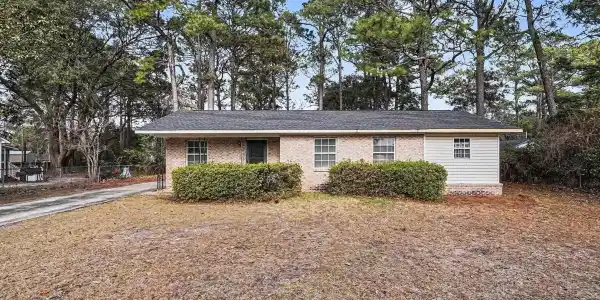 916 Brinkley St.