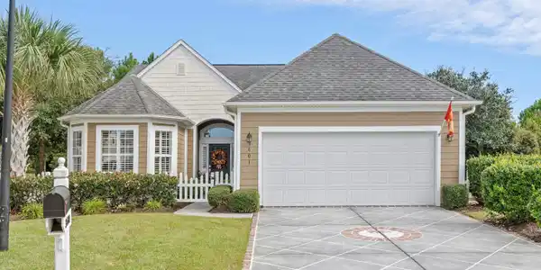 3601 White Oleander Ct.