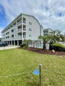 1509 N Waccamaw Dr.