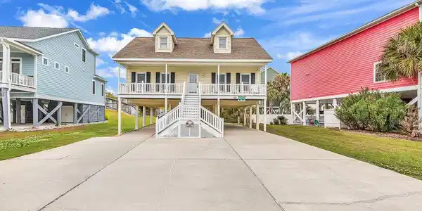 122 Seabreeze Dr.