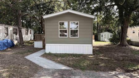 83 Crooked Island Circle