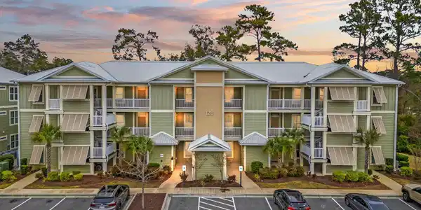 128 Puffin Dr.