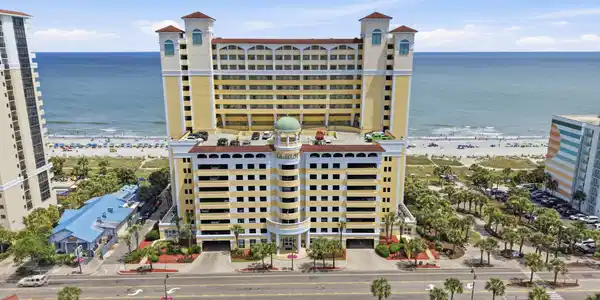 2000 N Ocean Blvd.