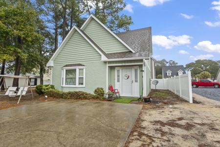 829 9th Ave. S