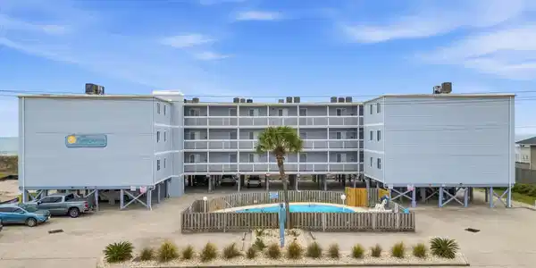 5200 N Ocean Blvd.