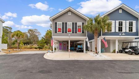 220 Kings Crossing Loop
