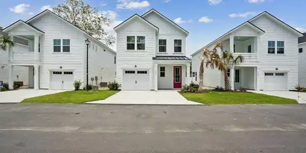 2620 Hillbourne Loop