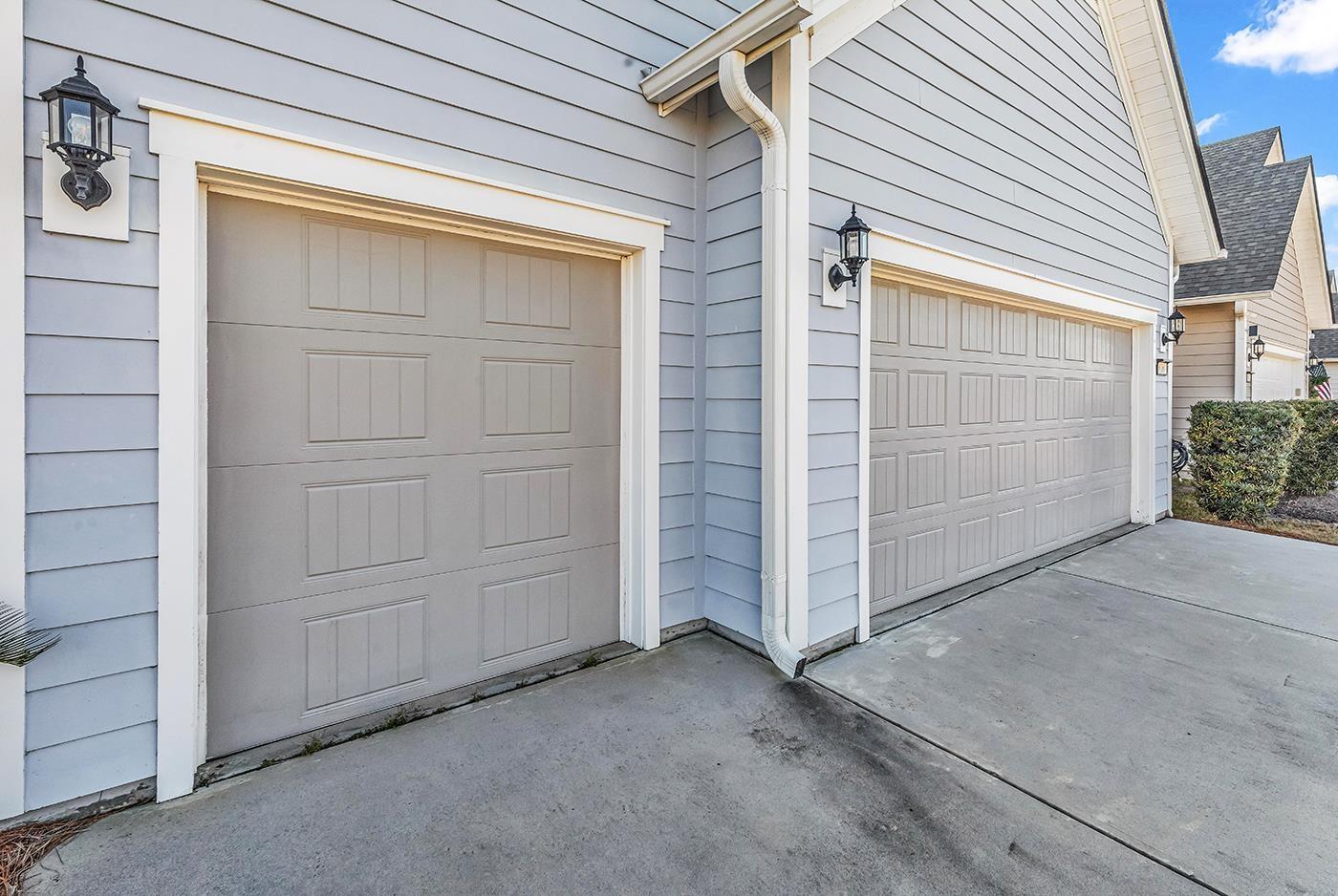 Image 2: Garage featuring concrete driveway Image 2: Garage featuring concrete driveway