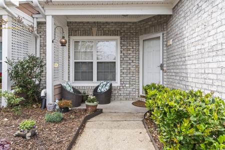 4530 Lighthouse Dr.