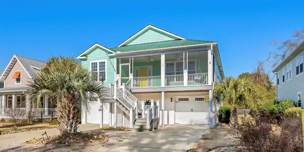 112 Lake Pointe Dr.