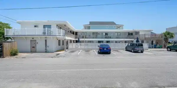 5201 N Ocean Blvd.
