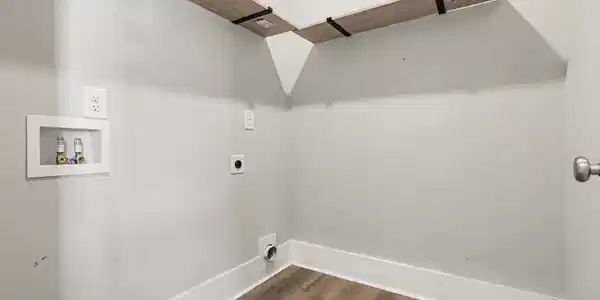 Image 4 Image 4