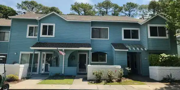 31 Shadow Moss Pl.