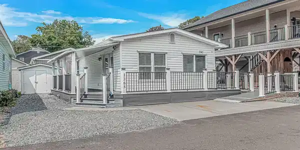 6001-1365 S Kings Hwy.
