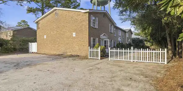604 37th Ave. N