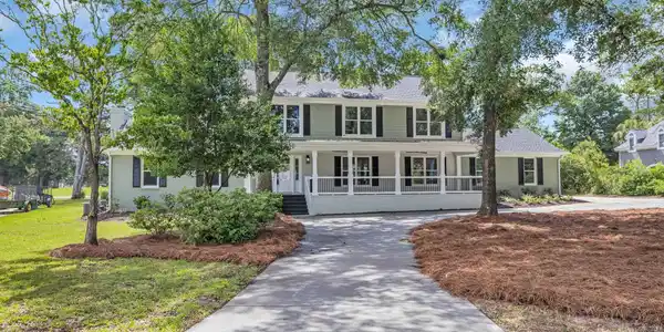 204 Green Lake Dr.