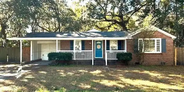 705 Fogel St.