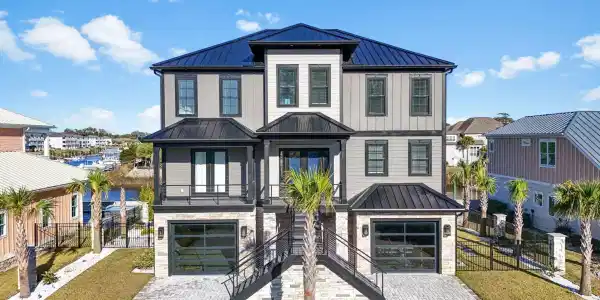 105 Serenity Point Dr.