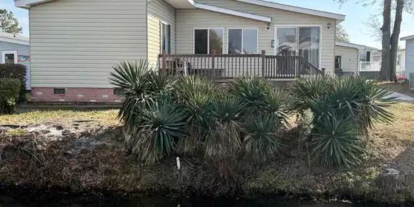 426 East Lake Dr.