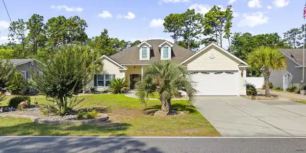 1007 Belle Dr.