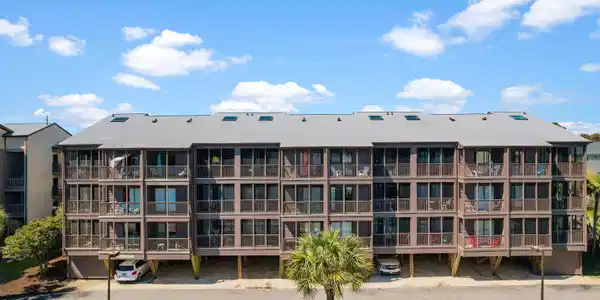 207 N Ocean Blvd.