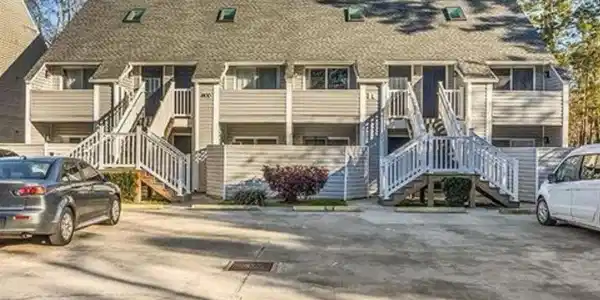 400 Cambridge C Cambridge Circle