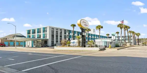 1600 S Ocean Blvd.
