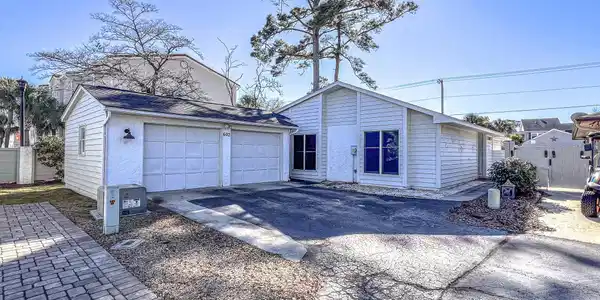 602 Myrtle Ct.