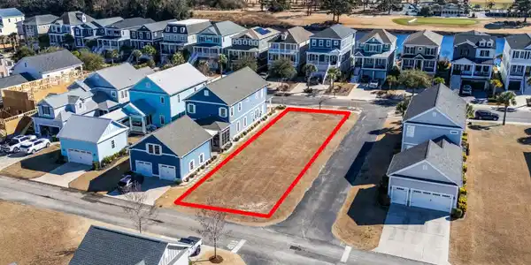 469 West Palms Dr.