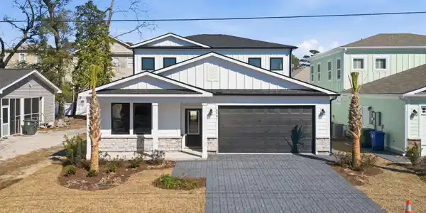 522 6th Ave. S