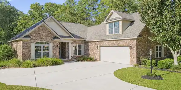 36 Montrose Ln.