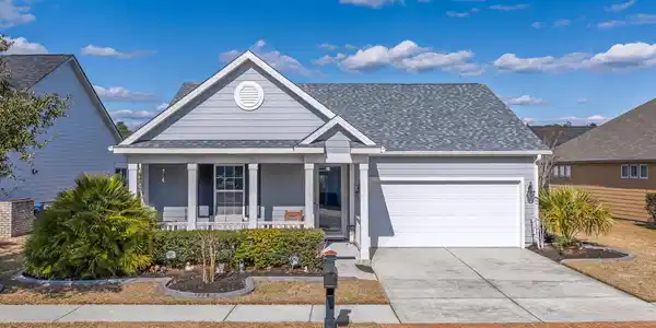 1604 Legends Ave.