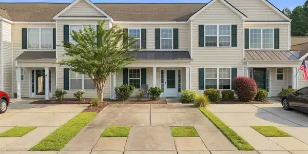 1282 Harvester Circle