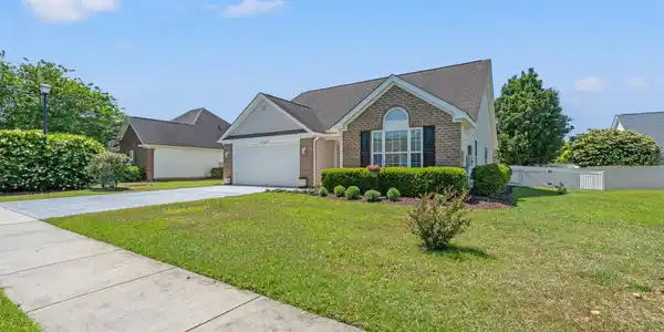 5107 Capulet Circle