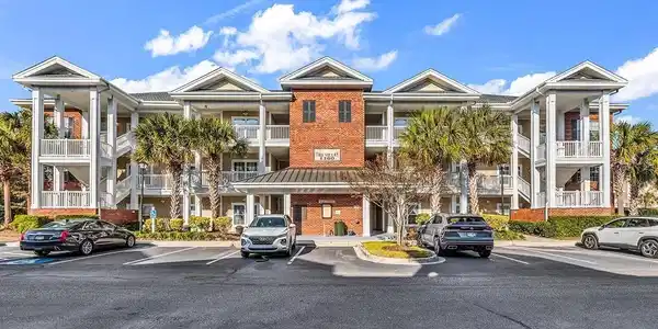 1101 Louise Costin Ln.
