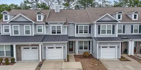 2420 Kings Bay Dr.