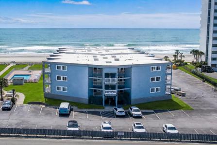 9520 Shore Dr.