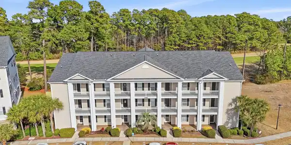 907 Knoll Shores Ct.