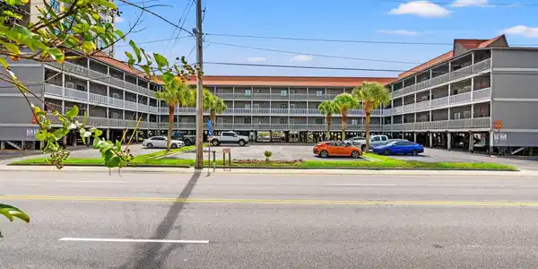 613 Ocean Blvd. S