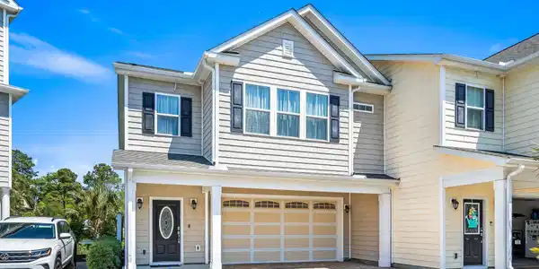 1911 Enclave Ln.