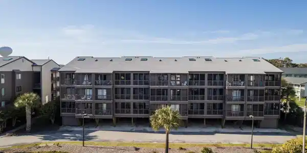 207 N Ocean Blvd.