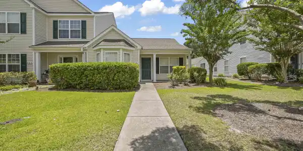 828 Barn Owl Ct.