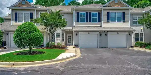 2450 Marsh Glen Dr.